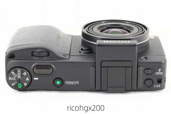 ricohgx200