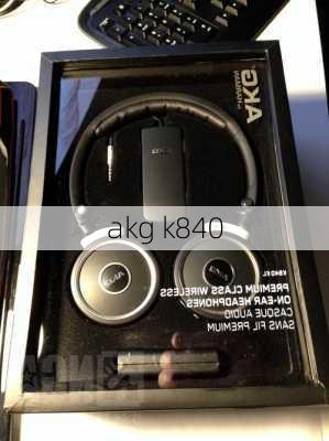 akg k840