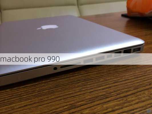 macbook pro 990